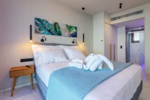Two-Bedroom Villa - Euphoria Villa (6)